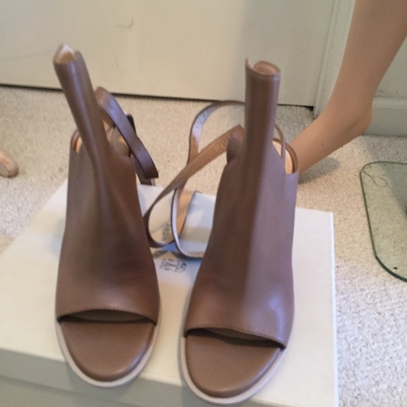 Brunello Cucinello shoes 37 $1975 On 7th runway - Picture 13 of 16